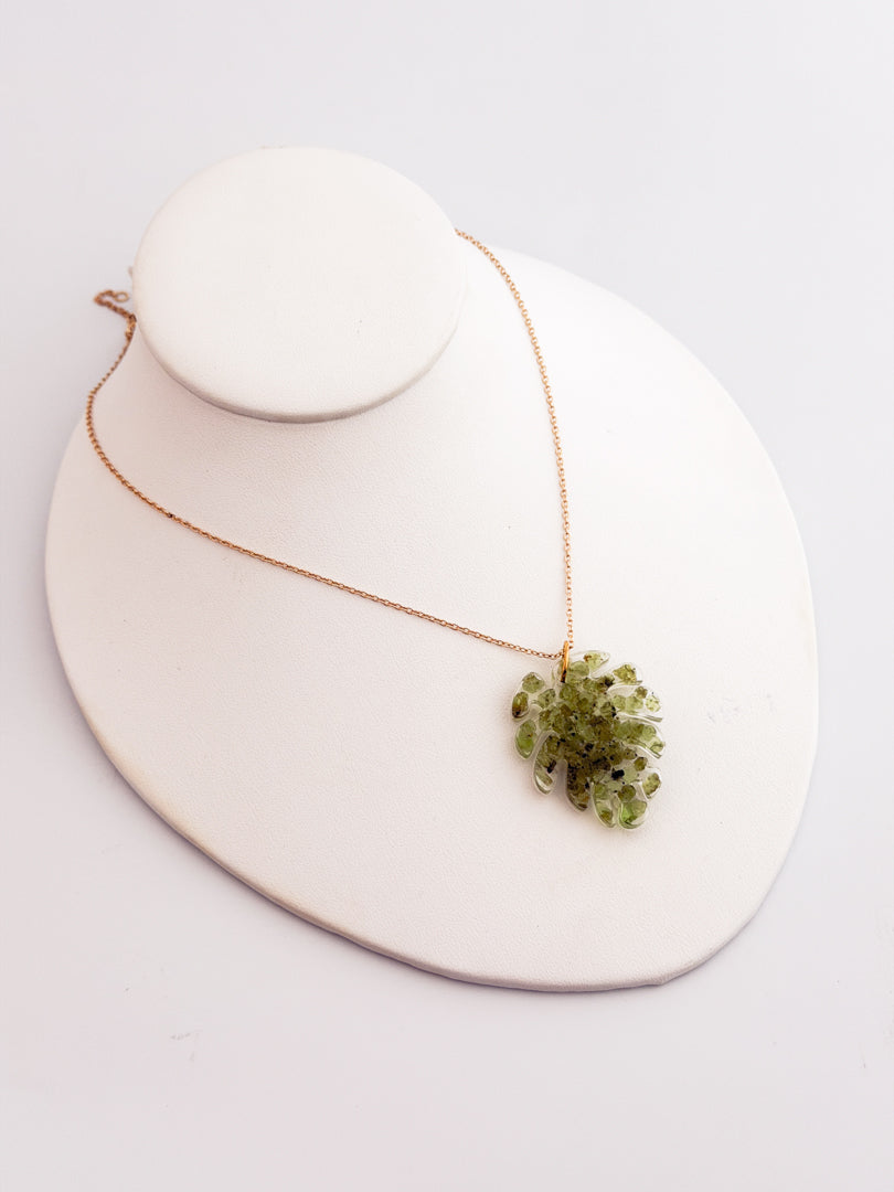 Peridot Monsterra Necklace