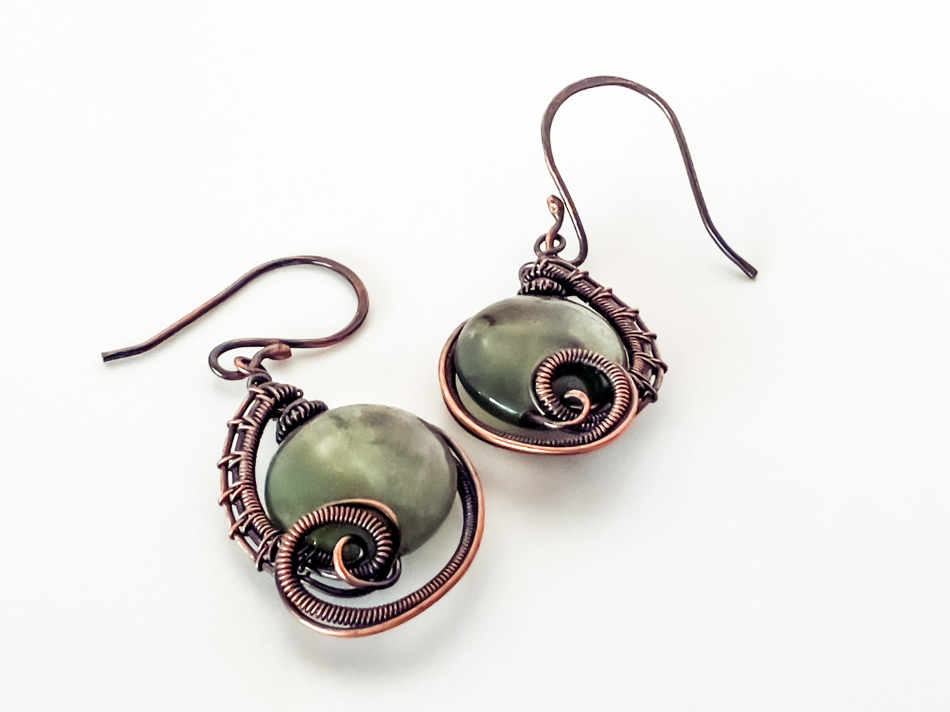 Green Agate Woven Copper Earring