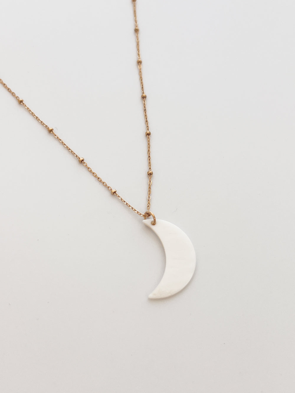Pearl Crescent Moon Beaded Gold Chain Necklace