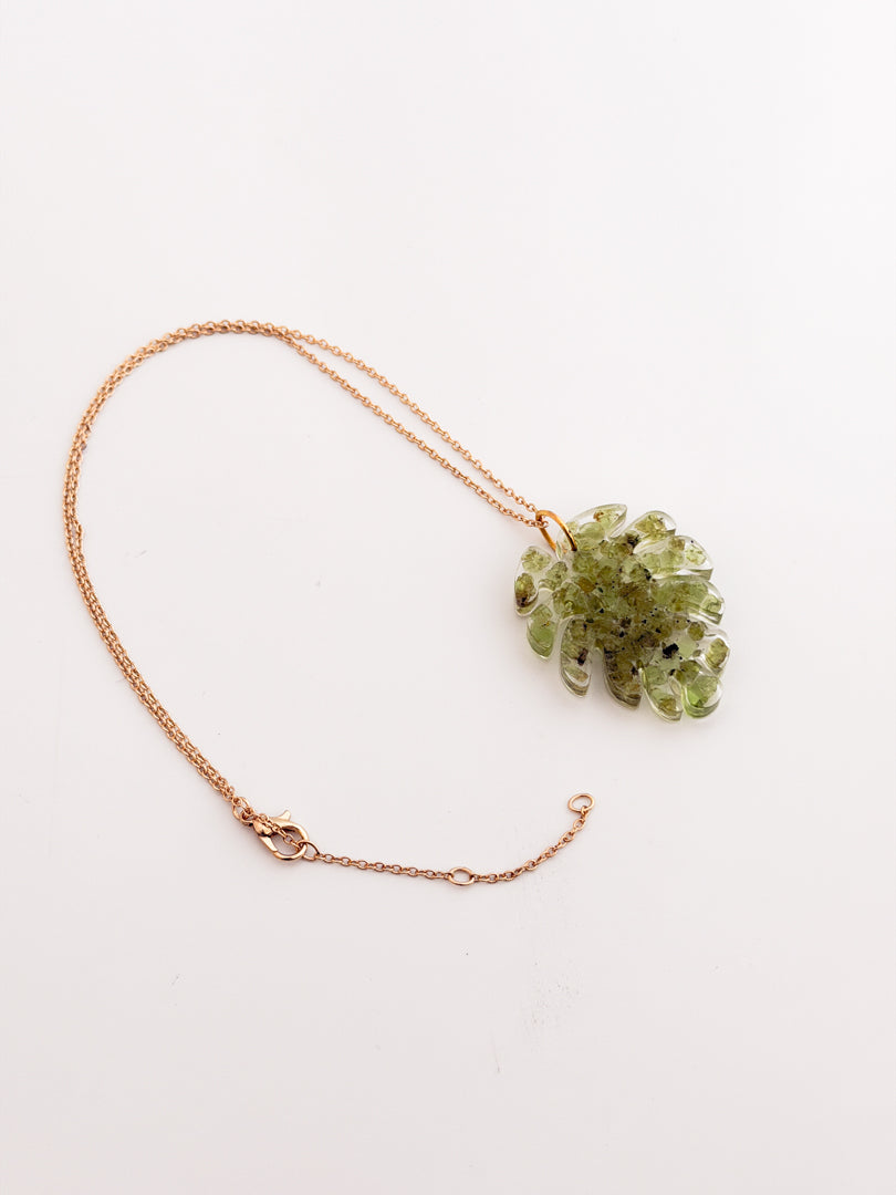 Peridot Monsterra Necklace