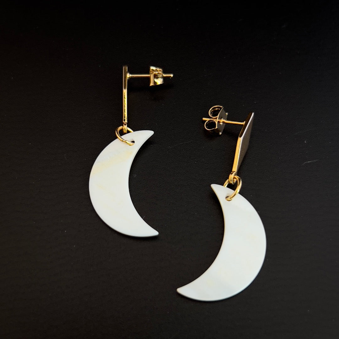 Gold Diamond Shaped Pearl Crescent Moon Earrings