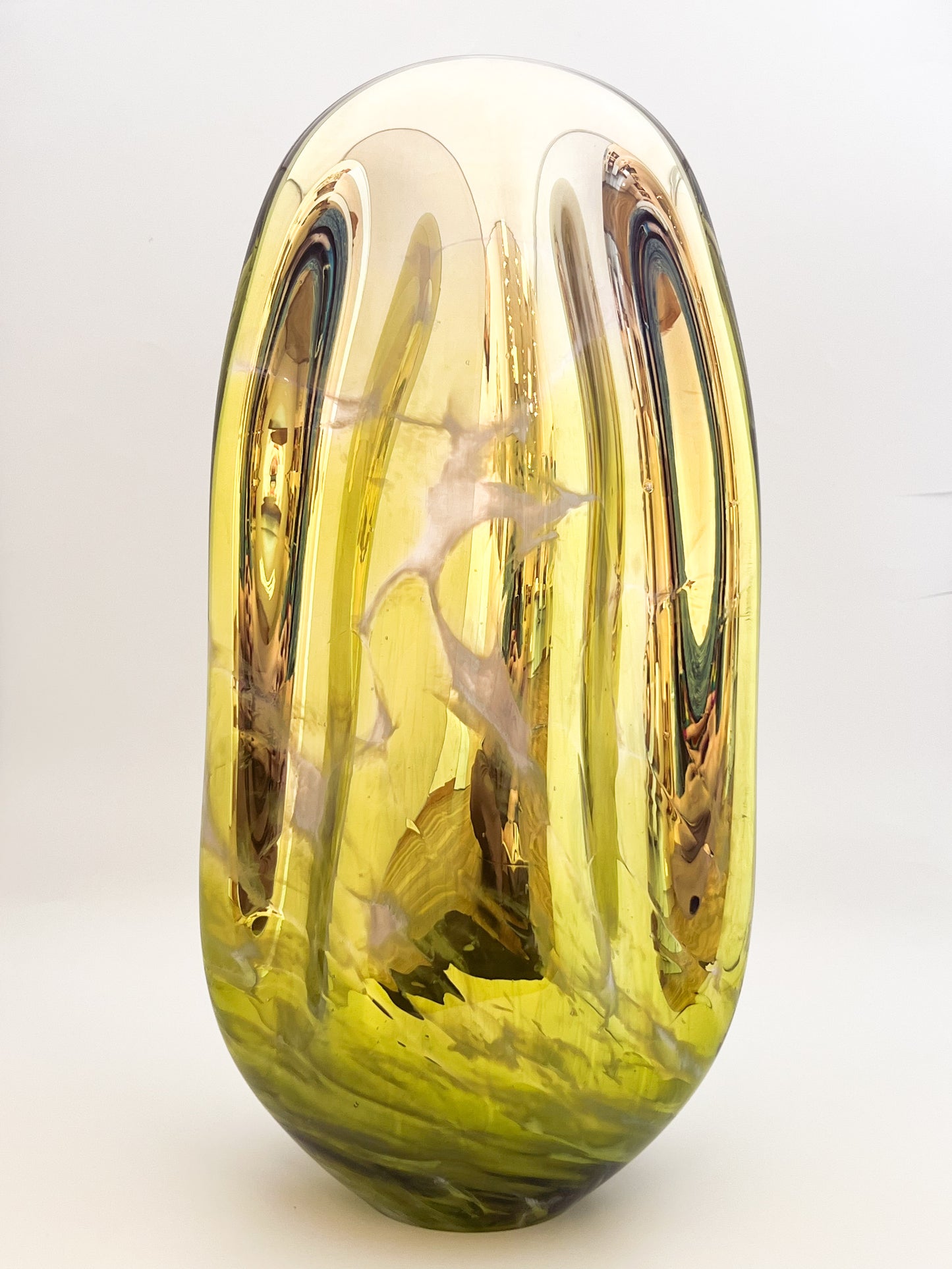 Lime Green Metallic Glass Rugosa