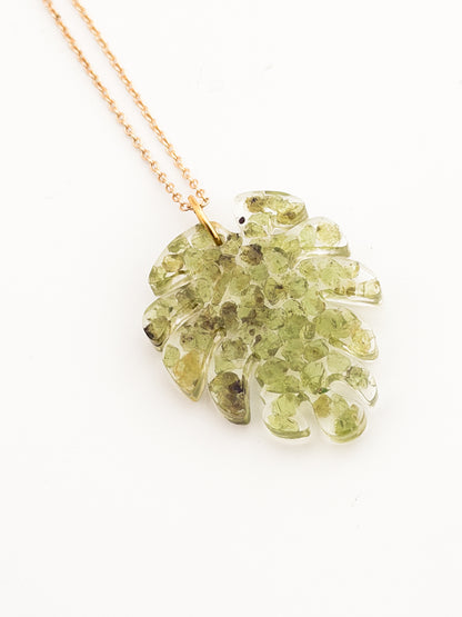 Peridot Monsterra Necklace