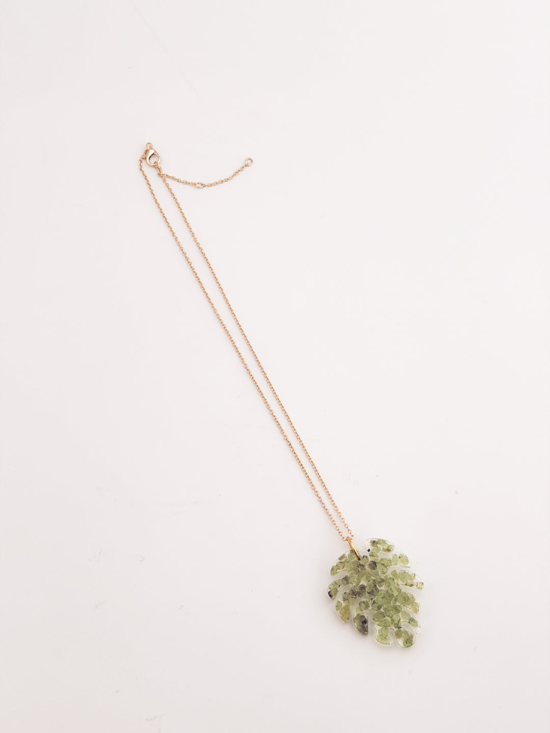 Peridot Monsterra Necklace